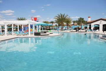 Exercise/lap pool