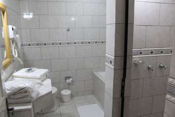 Bathroom shower