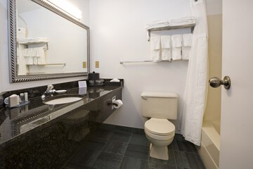 Private spa tub