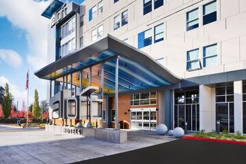 Aloft Seattle Sea Tac Airport