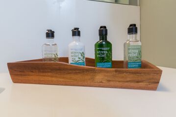 Bathroom amenities