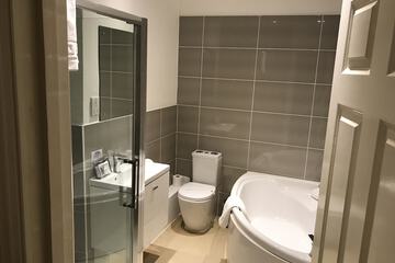 Bathroom shower
