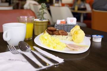 Breakfast meal