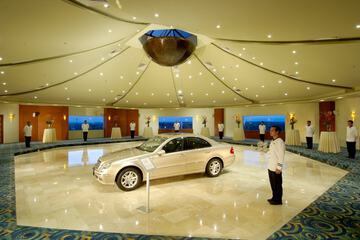 Meeting facility
