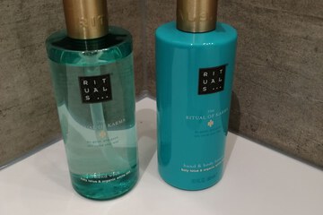 Bathroom amenities