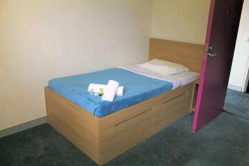 Photo 9