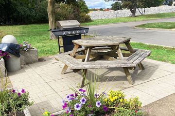 BBQ/picnic area
