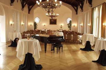 Indoor wedding