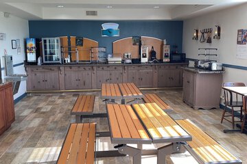 Breakfast/Coffee Service 115 of 135