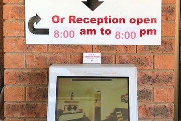 Check-in/check-out kiosk