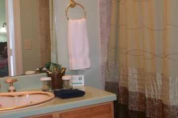 Bathroom sink