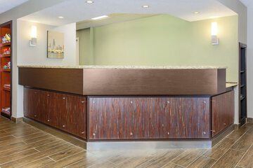 Check-in/check-out kiosk