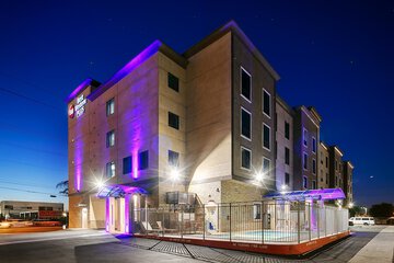 Best Western Plus Gardena Inn & Suites