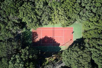 Tennis court