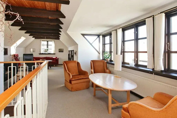 hotel_rooms