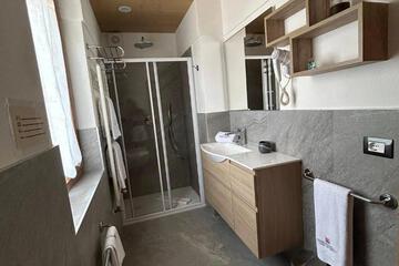 Photo 49