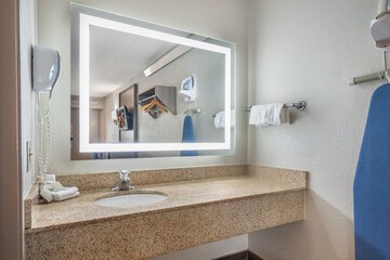Bathroom amenities