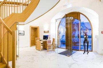 Spa reception