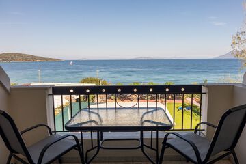 Beach/ocean view
