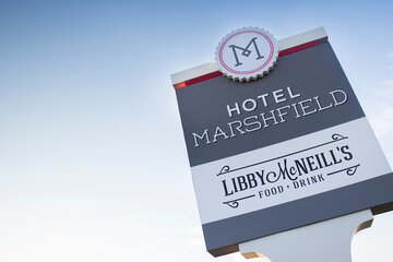 Hotel Marshfield BW Premier Collection