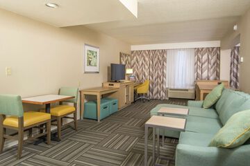 Room 10 of 56