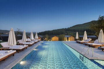Infinity pool