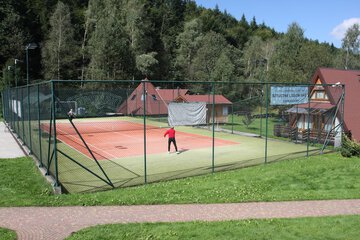 Tennis court