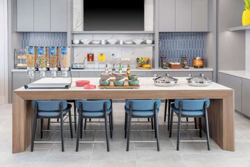 Breakfast area