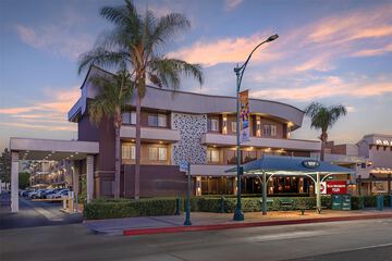 Best Western Plus Park Place Inn - Mini Suites