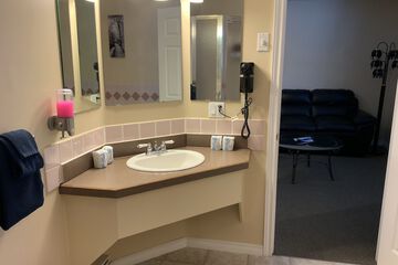 Bathroom sink