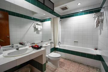 Photo 48