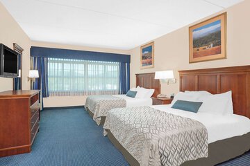 Room 9 of 18