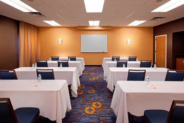 Ballroom/Hall 26 of 29