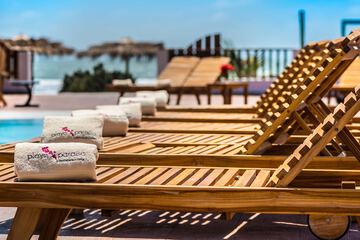 Sundeck