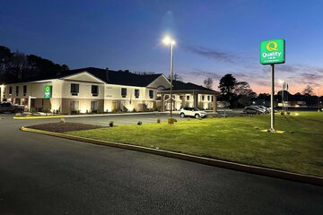 Quality Inn & Suites