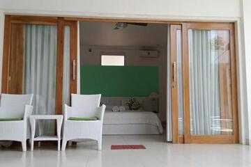 Photo 4