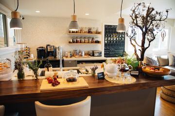 Hotel Interior 27 of 112