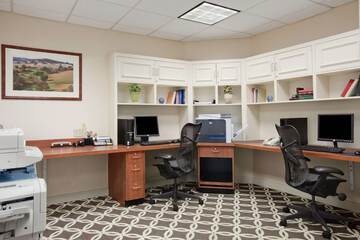 Business Center 26 of 31