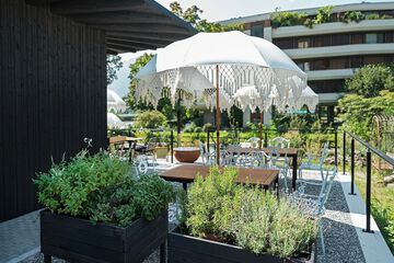 Sundeck