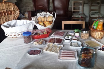 Breakfast meal