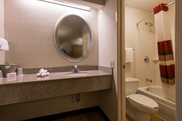 Room 22 of 45