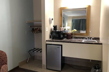 Private kitchenette