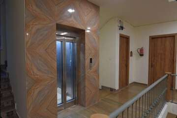 Elevator