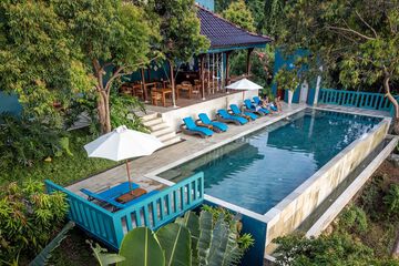 Infinity pool