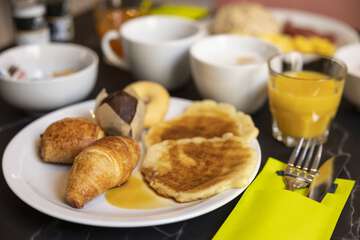 Breakfast buffet