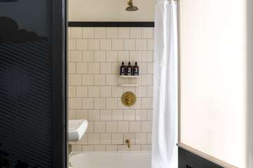 Bathroom shower