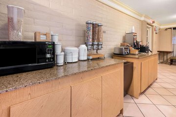 Breakfast/Coffee Service 44 of 54