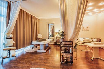 Massage in accommodation