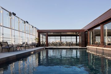 Rooftop pool