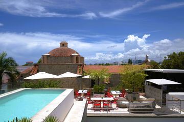 Rooftop pool